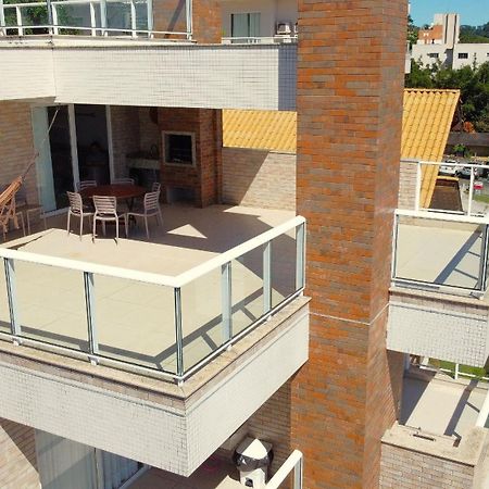 1083 - Apartamento Com Vista Para O Mar Em Bombinhas Exterior foto