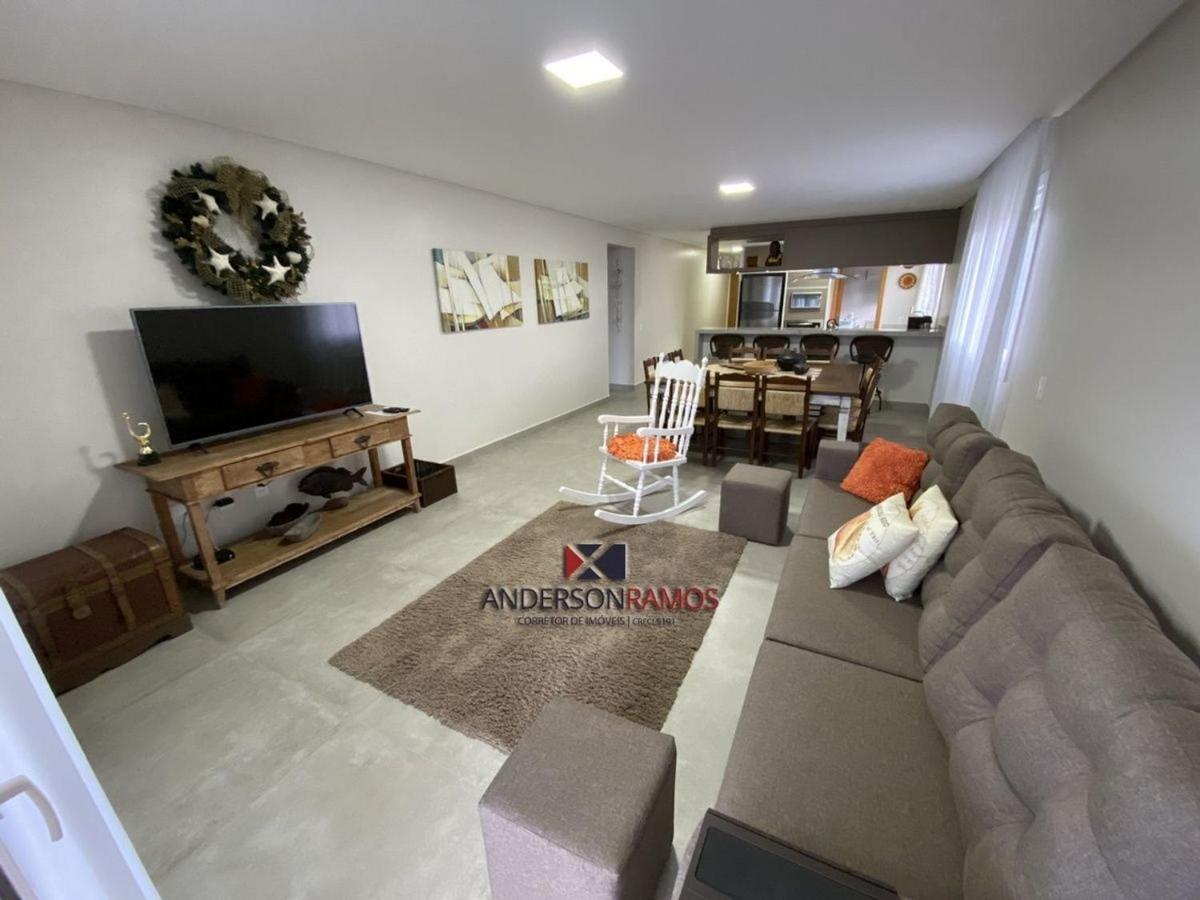 1083 - Apartamento Com Vista Para O Mar Em Bombinhas Exterior foto