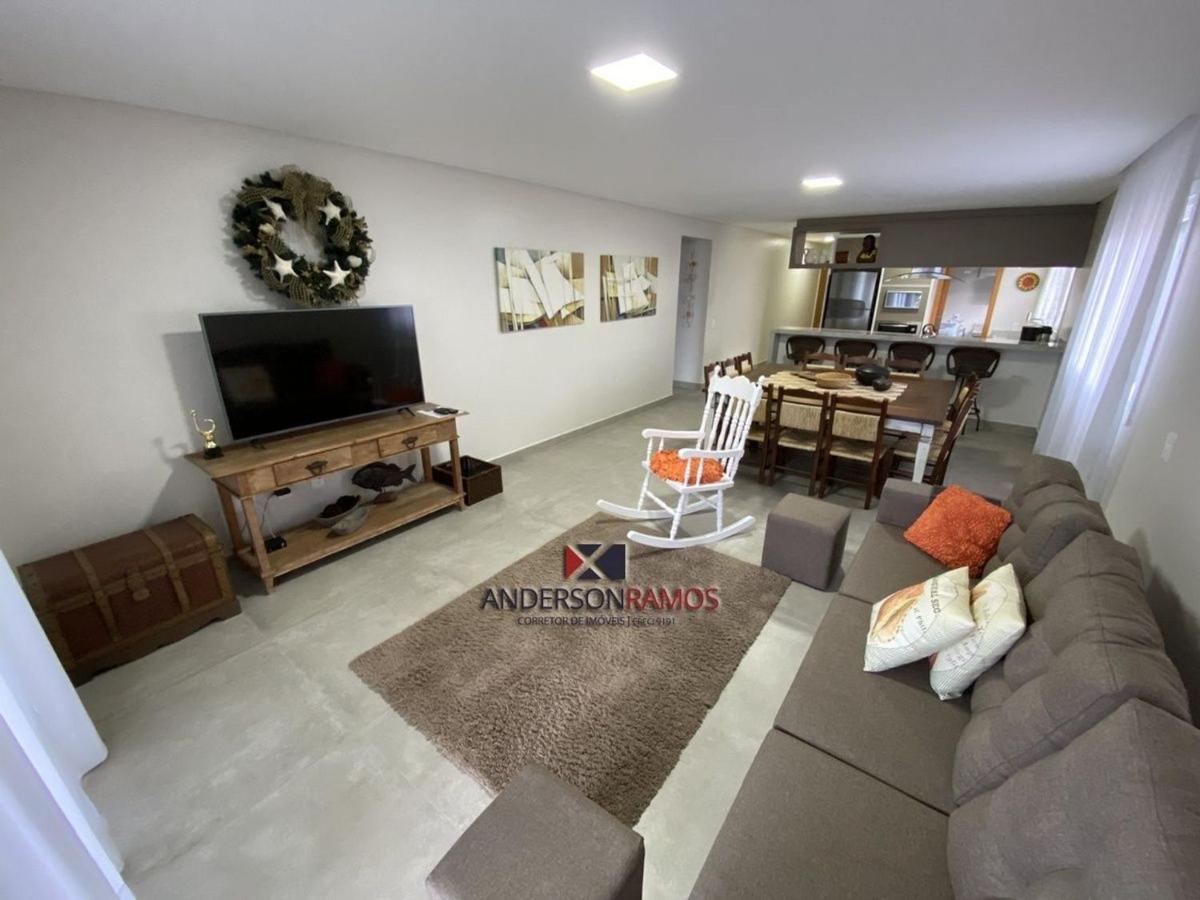 1083 - Apartamento Com Vista Para O Mar Em Bombinhas Exterior foto